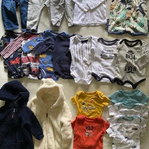 Lot of baby clothes 6-9 months.